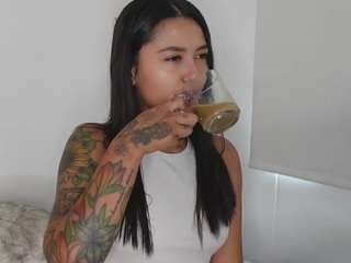 Celene nude and sexy before cam for live chat