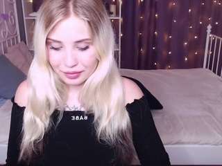 DollHtty nude and sexy before cam for live chat
