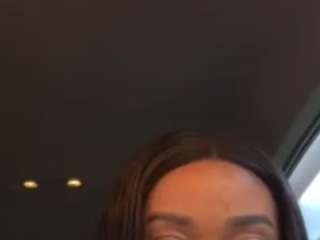 Fox Rosa nude and sexy before cam for live chat