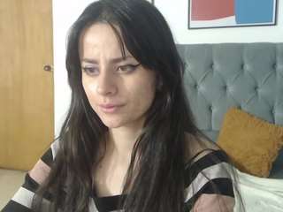 Kassandra-james nude and sexy before cam for live chat