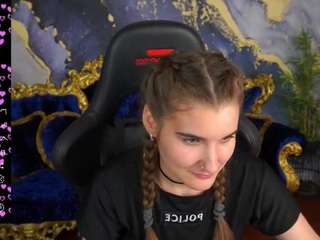 MariaVlady nude and sexy before cam for live chat