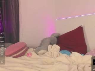 Quinnstacy nude and sexy before cam for live chat