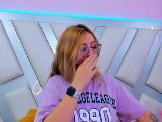 Sabrina-montana nude and sexy before cam for live chat