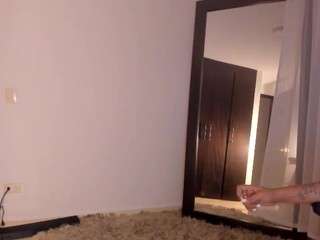 SkyMartins nude and sexy before cam for live chat