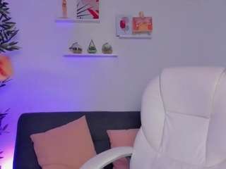 Sophiehunt nude and sexy before cam for live chat