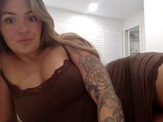Theninafoxxx nude and sexy before cam for live chat