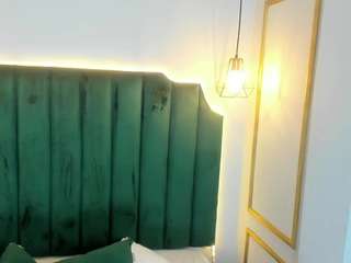 AngelaLuxi nude and sexy before cam for live chat
