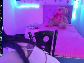 Catalina-gutierrez nude and sexy before cam for live chat