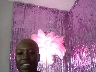 Dusseblaz nude and sexy before cam for live chat