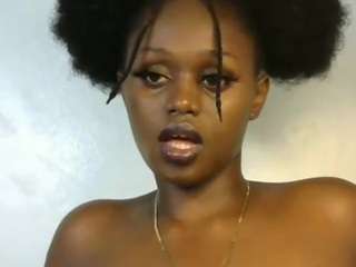 Ebonylady nude and sexy before cam for live chat