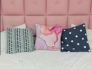 EvaaRubio nude and sexy before cam for live chat