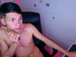 Harrisonccuper nude and sexy before cam for live chat
