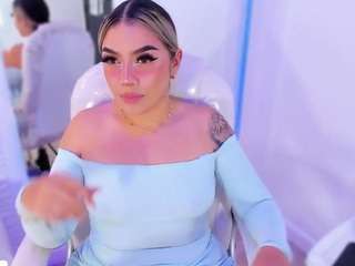 Irissolari nude and sexy before cam for live chat