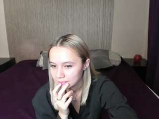 Jessica-C1ark nude and sexy before cam for live chat