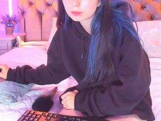 MADISSON SEXY ASS nude and sexy before cam for live chat