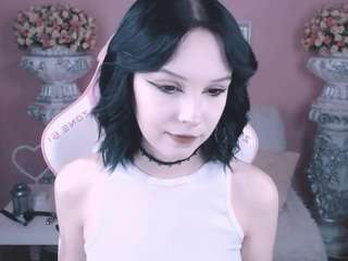 Sara-frade nude and sexy before cam for live chat