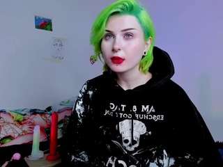 Sexy-goth nude and sexy before cam for live chat