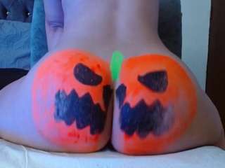 AlanaRichard nude and sexy before cam for live chat