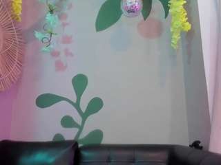 Ela-cute nude and sexy before cam for live chat