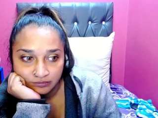 INDIANBONITA nude and sexy before cam for live chat
