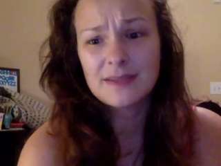 KaleesKitty nude and sexy before cam for live chat