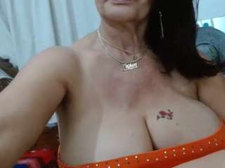 Malena nude and sexy before cam for live chat