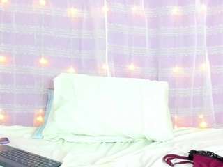 Persefone-diosa nude and sexy before cam for live chat