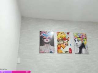 RoseMiller1 nude and sexy before cam for live chat