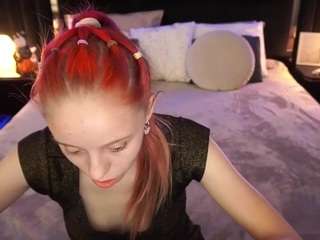 Smurfetta nude and sexy before cam for live chat
