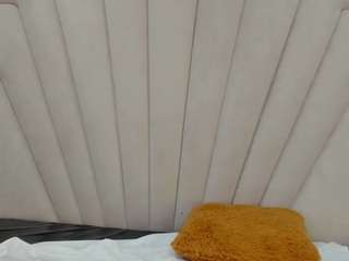 Amypriince nude and sexy before cam for live chat