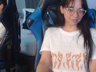 Ask-71 nude and sexy before cam for live chat