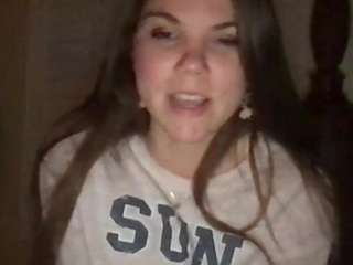 HiItsCupcake nude and sexy before cam for live chat