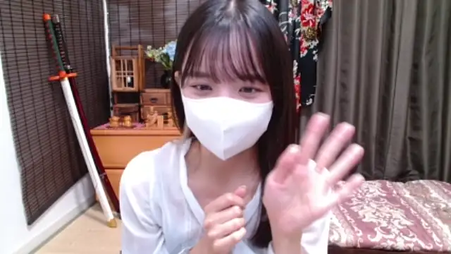 Kanyan_ nude stripping on cam for live sex video chat
