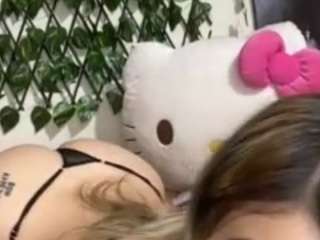 Lexiiwood nude and sexy before cam for live chat