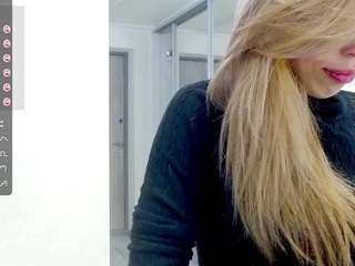 MilanaGreen nude and sexy before cam for live chat