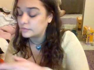 RomanianJailbait nude and sexy before cam for live chat
