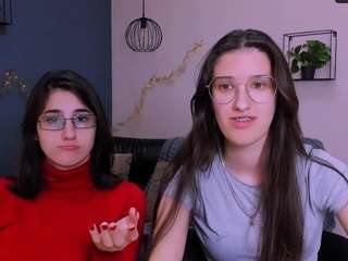 Scarlet-mooore nude and sexy before cam for live chat