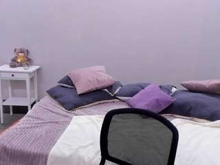 VivLilly nude and sexy before cam for live chat