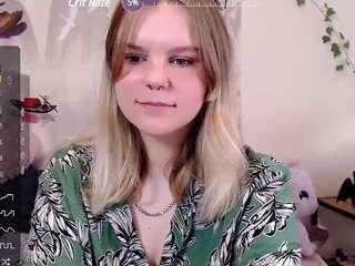 Will-o-Wisp nude and sexy before cam for live chat