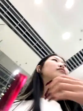 Aiko_Yumi nude stripping on cam for live sex video chat