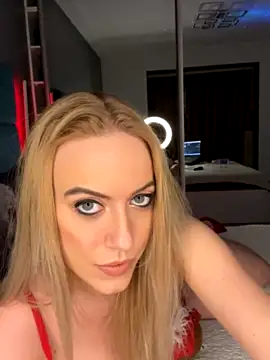 AlyaOne nude stripping on cam for live sex video chat