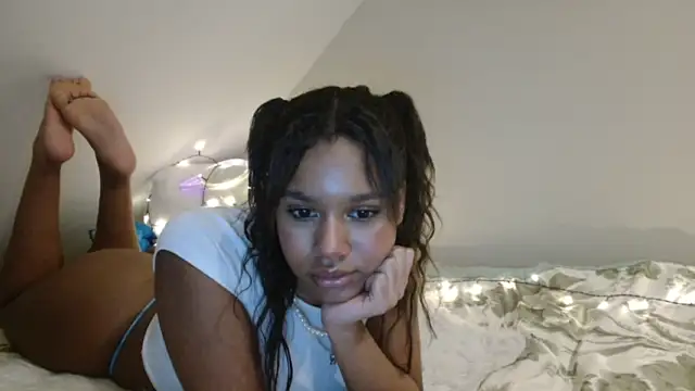 bambigirlxx nude stripping on cam for live sex video chat