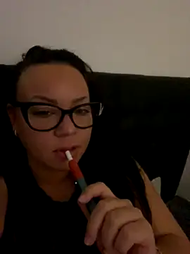Bianca-Fantasy nude stripping on cam for live sex video chat
