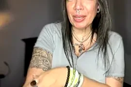 dieseldame1313 nude stripping on cam for live sex video chat