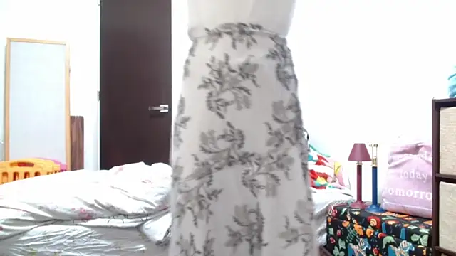 irohani_usagi nude stripping on cam for live sex video chat