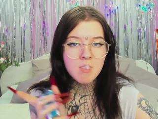KrisstyBunny nude and sexy before cam for live chat