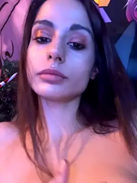 LaPetitechienne1 nude stripping on cam for live sex video chat