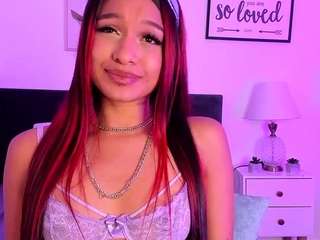 Melissa-Stonee nude and sexy before cam for live chat