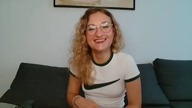 MileySummer nude stripping on cam for live sex video chat