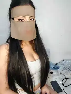 Norianna nude stripping on cam for live sex video chat